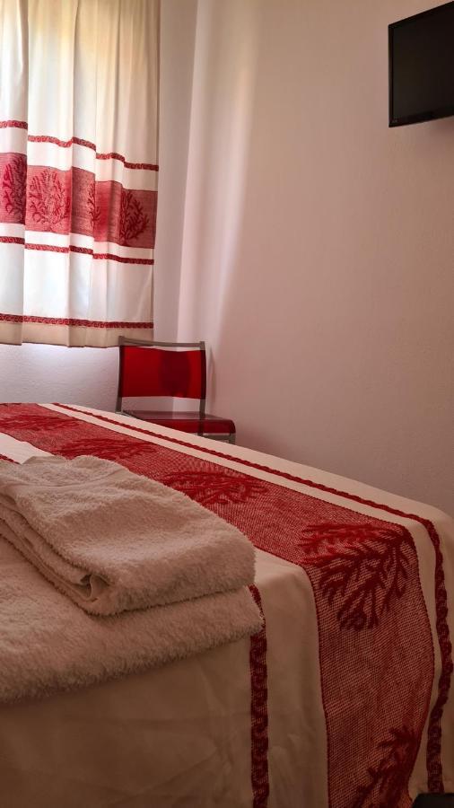 Red & Blue Rooms Olbia Exterior foto